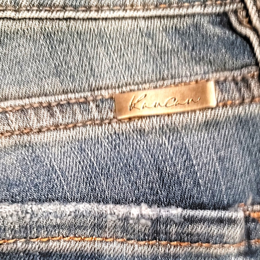 NWT KanCan Mid-Rise Distressed Super Skinny Denim Jeans - Picture 4 of 6